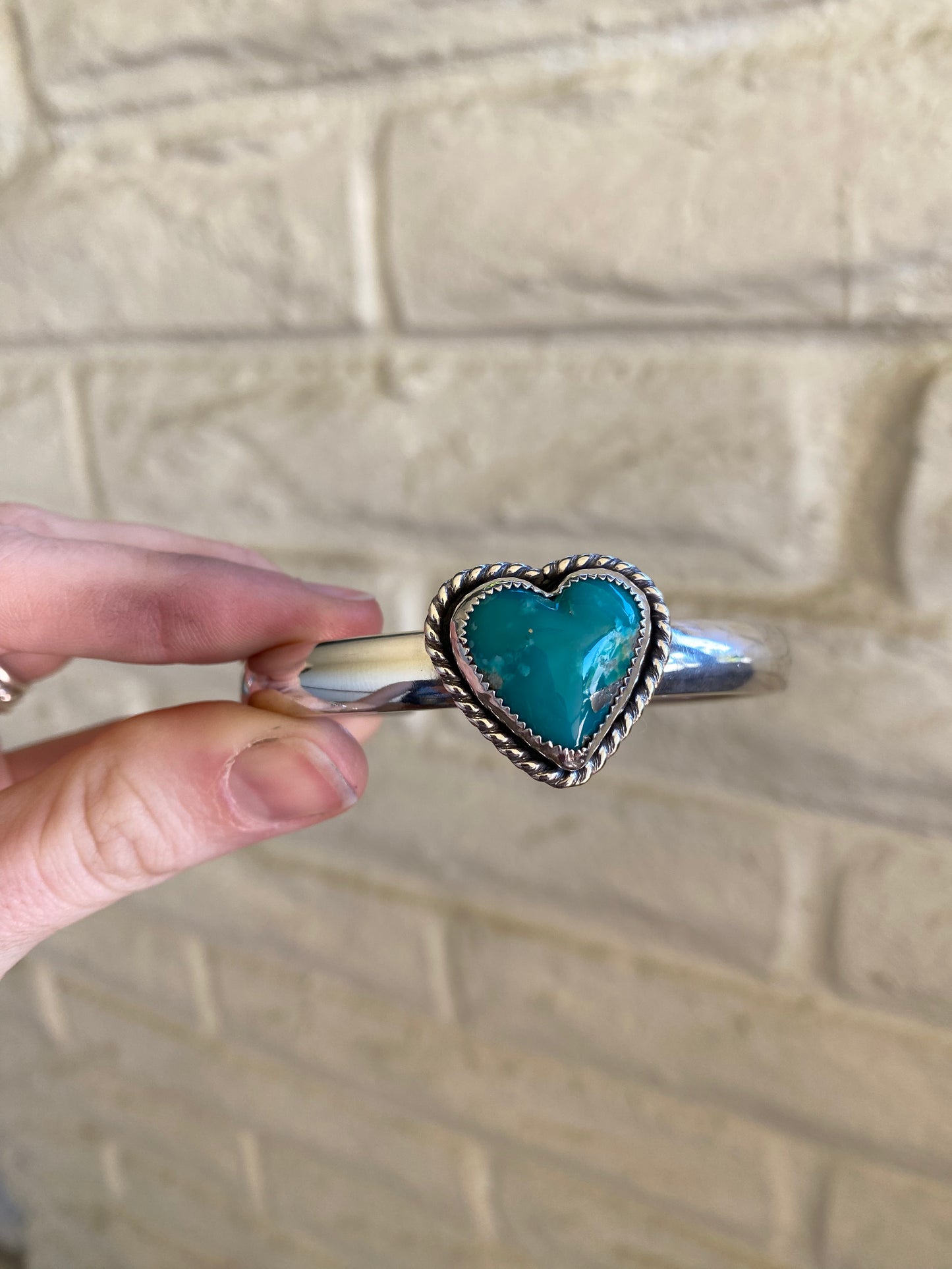 0g Heart Cuffs